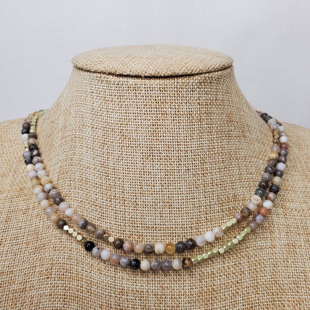 Vintage Necklace Bamboo Leaf Agate Stretchy Pullover 34 Inch Inner Peace